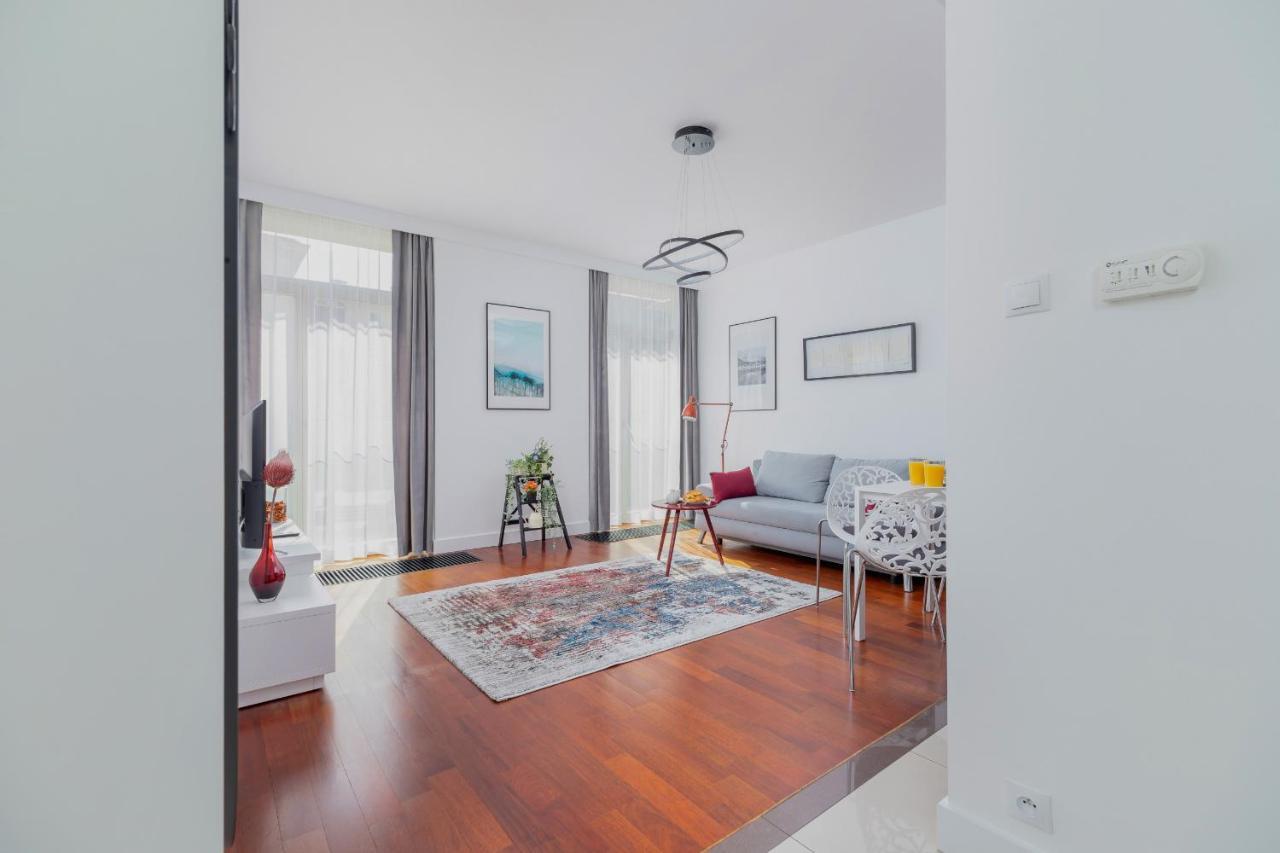 Apartment Lobzowska Cracow By Noclegi Renters Краков Экстерьер фото